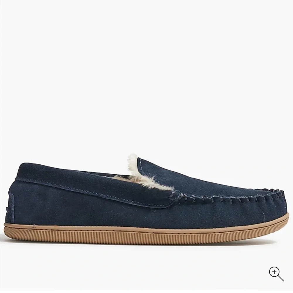 NWOB Suede scuff slippers